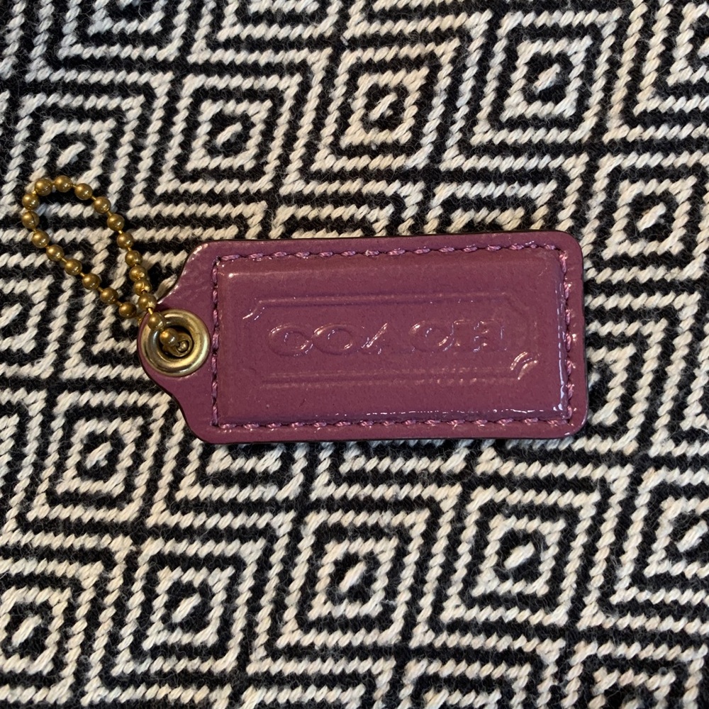 Coach Hang Tag